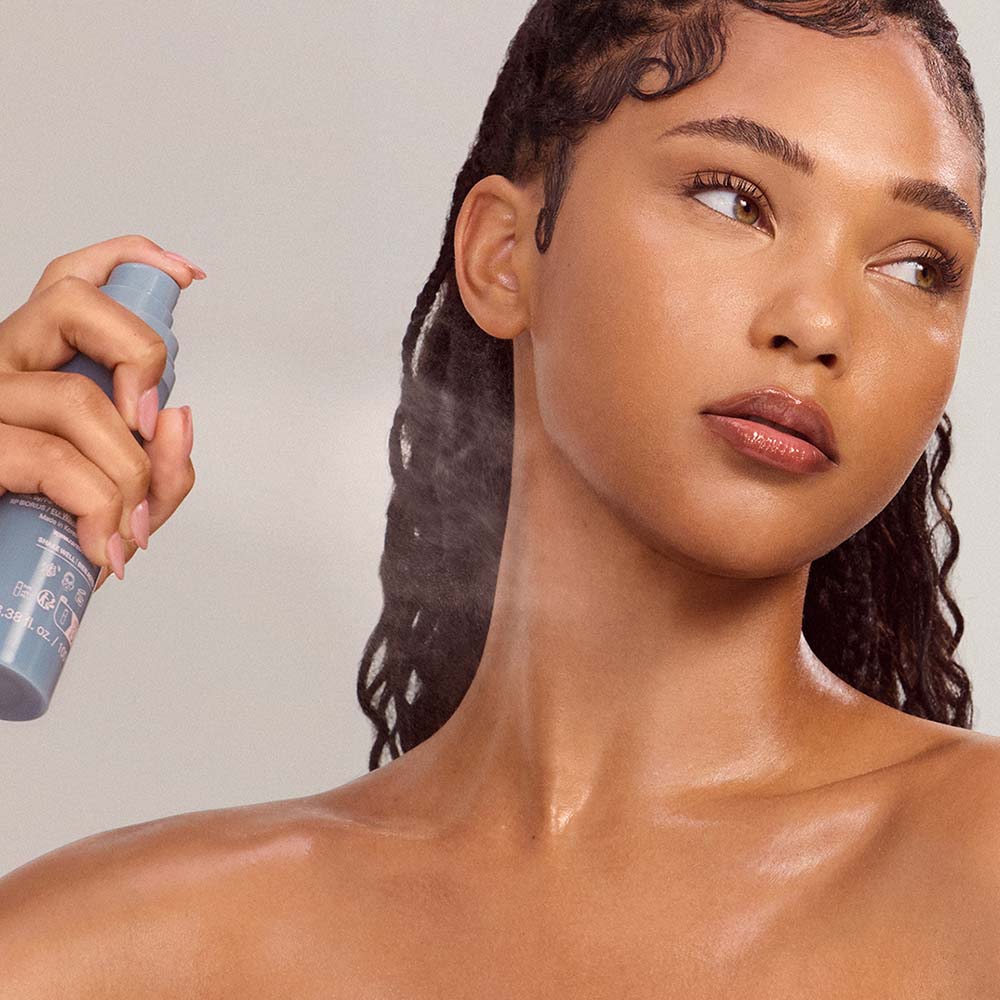 FIND COMFORT: FEEL SEEN BODY & HAIR FRAGRANCE MIST WITH NIACINAMIDE (FRAGANCIA LIGERA PARA CUERPO Y CABELLO)